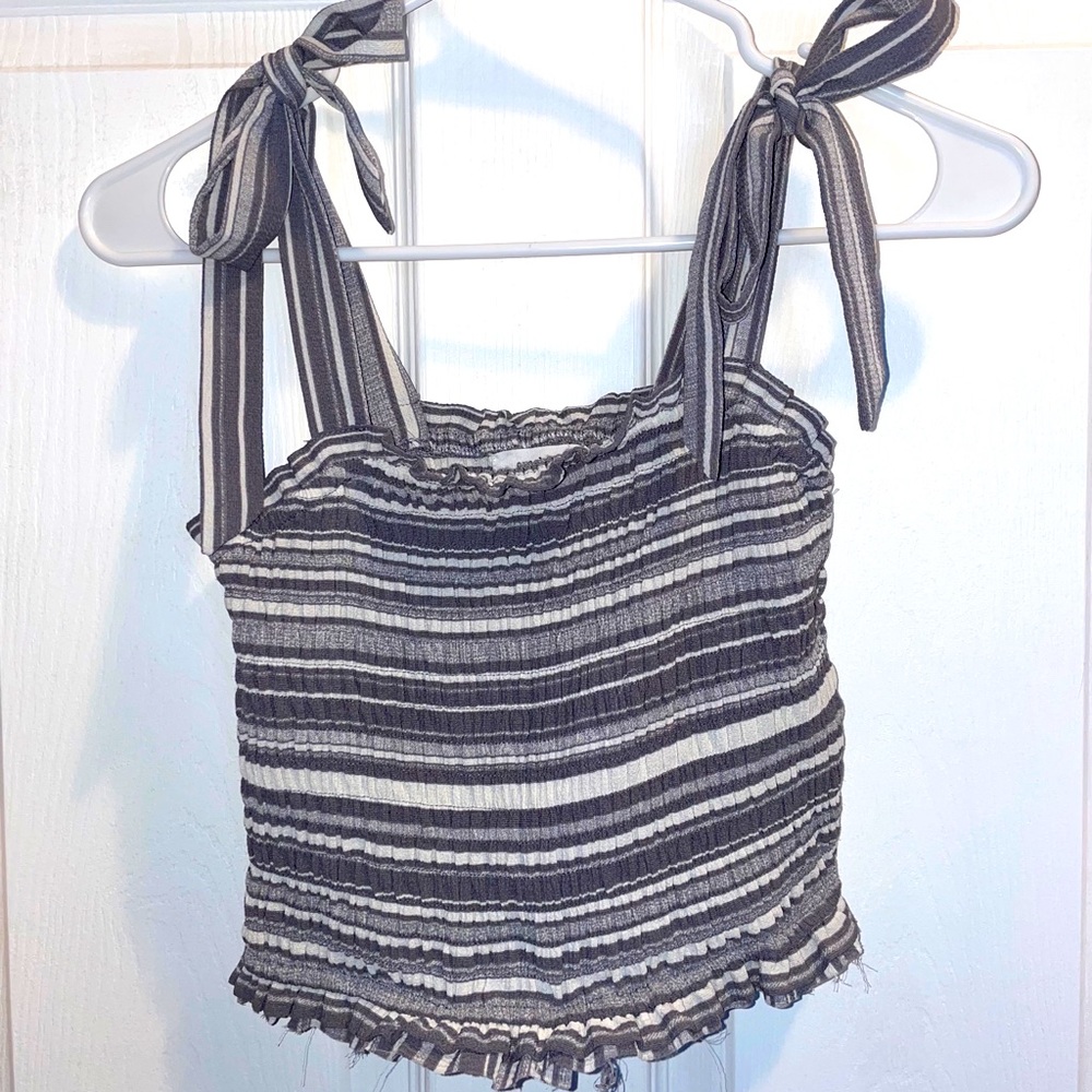 Eyeshadow tank